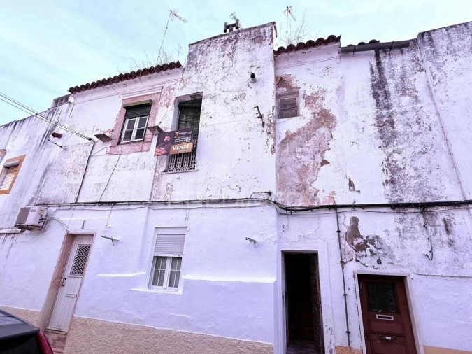 Moradia T2 para Venda em Assunção, Ajuda, Salvador e Santo Ildefonso Foto 15