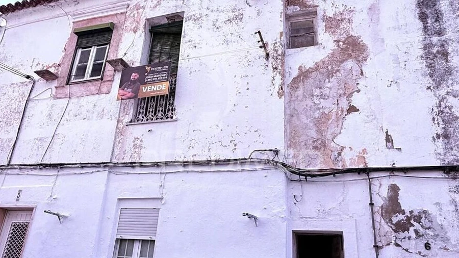 Moradia T2 para Venda em Assunção, Ajuda, Salvador e Santo Ildefonso