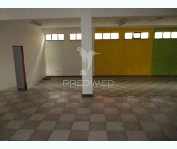 Loja para Venda em Nelas Foto 2