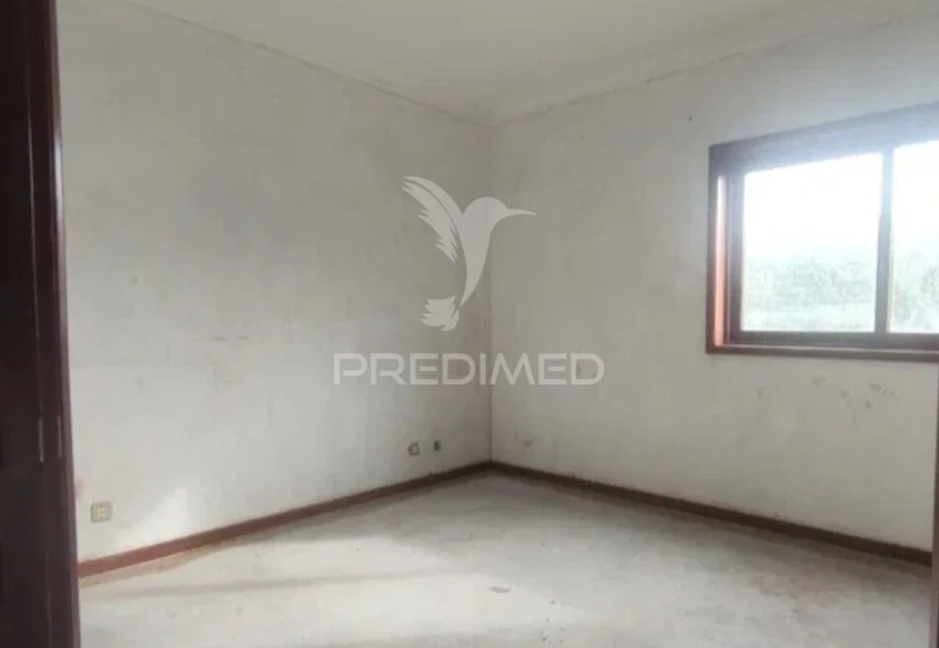 Moradia T3 para Venda em Santa Maria de Lamas Foto 9