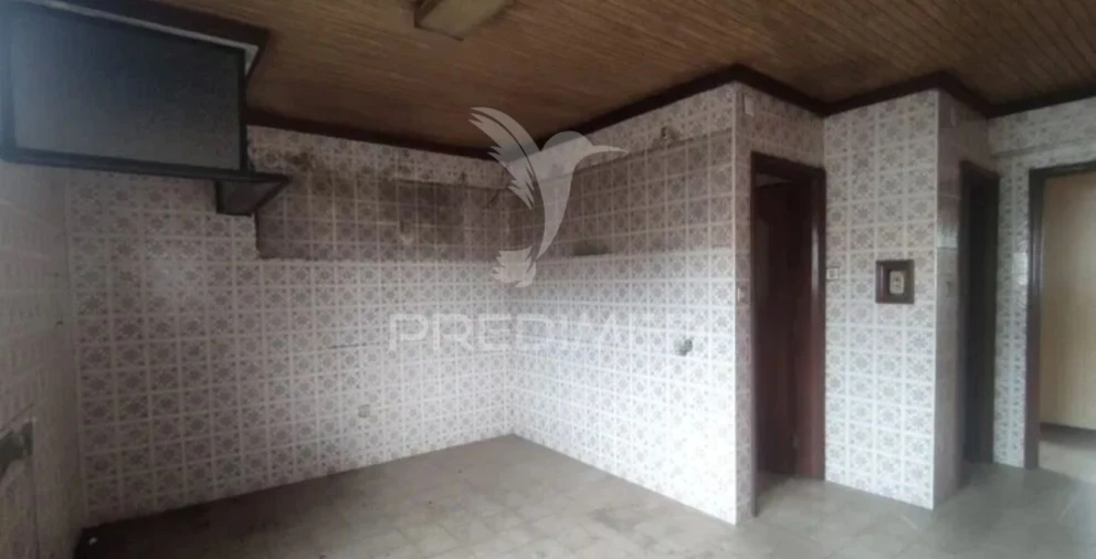 Moradia T3 para Venda em Santa Maria de Lamas Foto 6