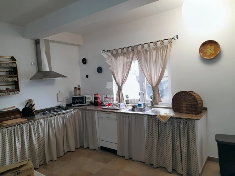 Moradia T4 para Venda em Amiais de Baixo Foto 40