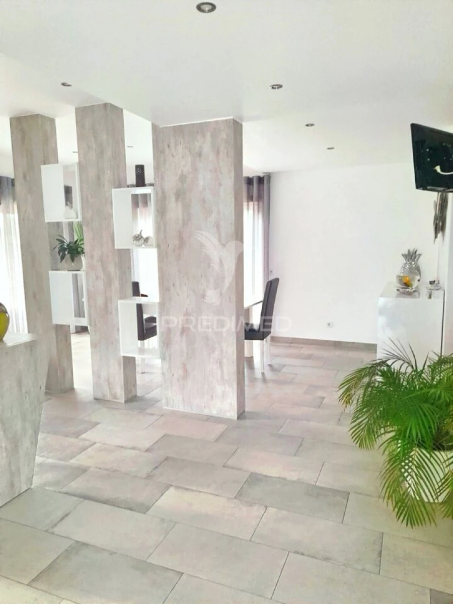 Moradia T4 para Venda em Amiais de Baixo Foto 18