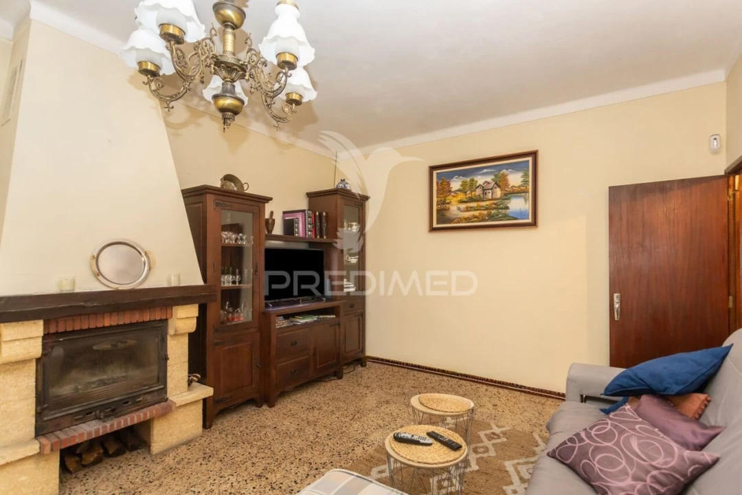 Moradia T3 para Venda em Torrão Foto 9