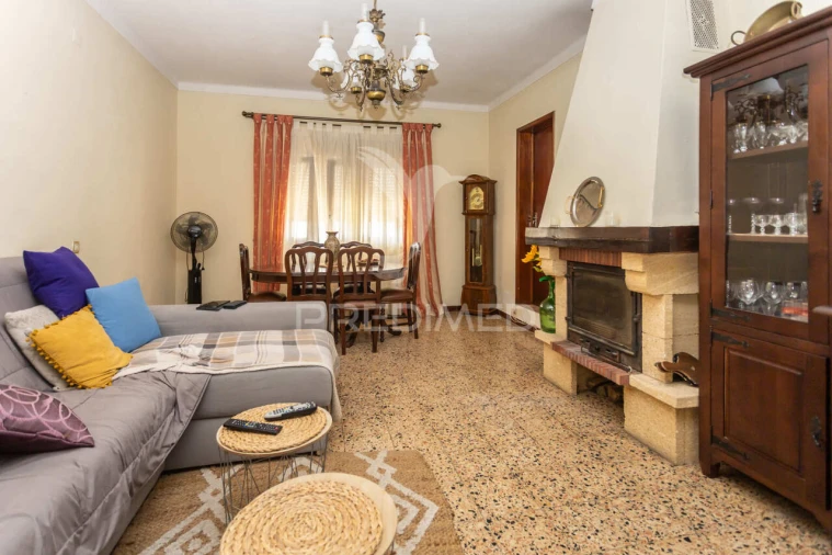 Moradia T3 para Venda em Torrão Foto 8