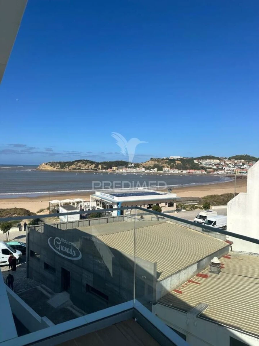 Apartamento T1 para Venda em São Martinho do Porto Foto 36