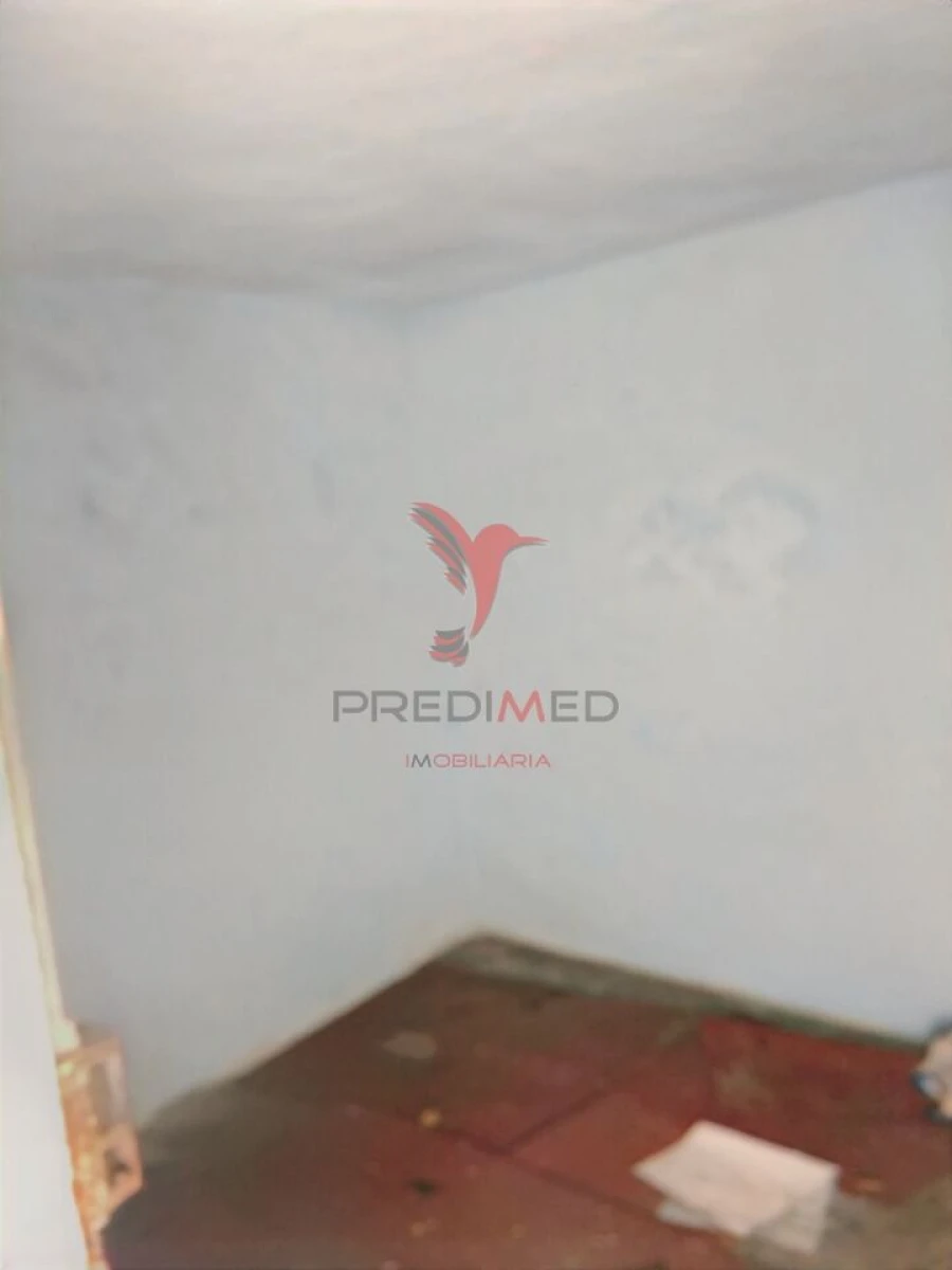 Moradia T2 para Venda em Amiais de Baixo Foto 16