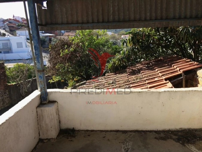 Moradia T2 para Venda em Amiais de Baixo Foto 18