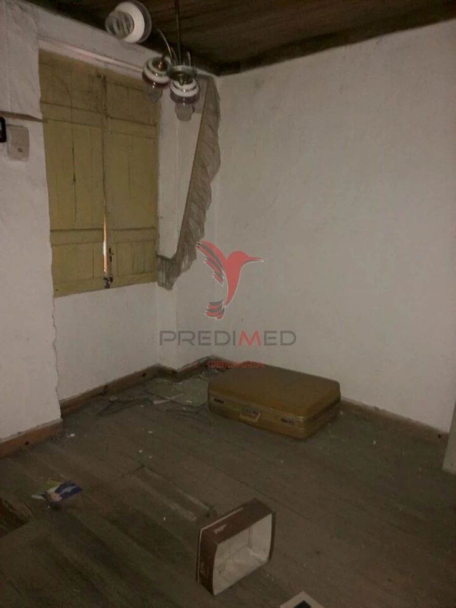 Moradia T2 para Venda em Amiais de Baixo Foto 12