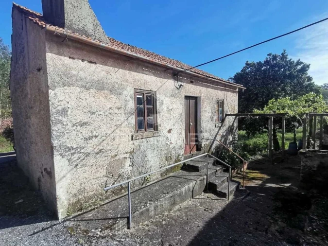 Moradia T3 para Venda em Beco Foto 3