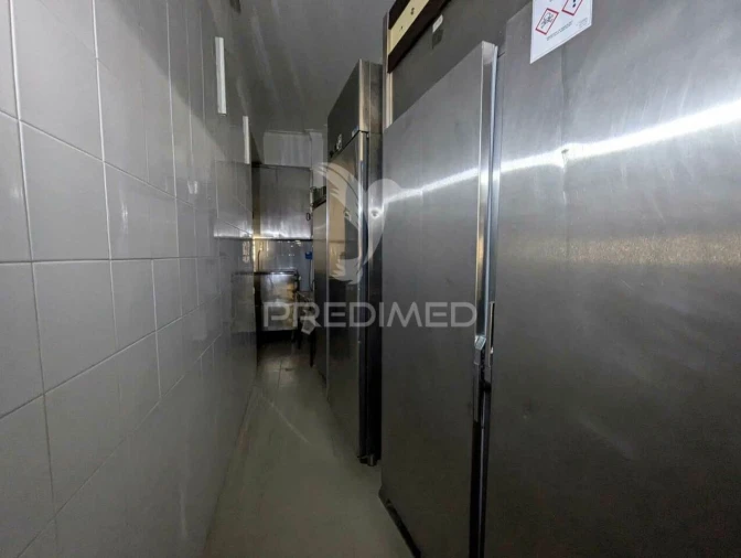 Loja para Venda em Monte Gordo Foto 18