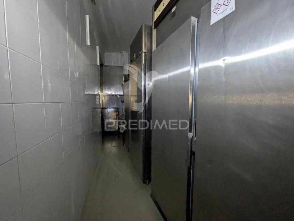 Loja para Venda em Monte Gordo Foto 18