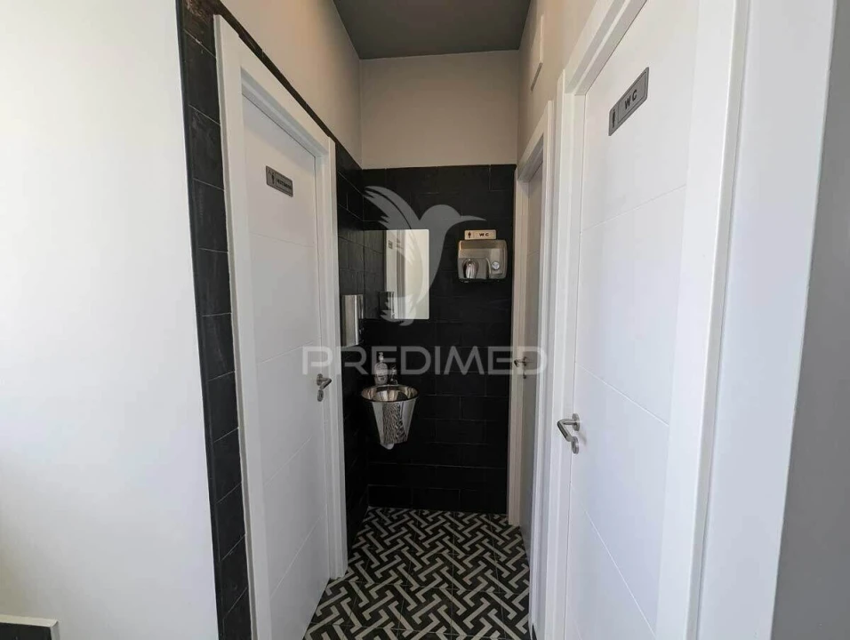 Loja para Venda em Vila Real de Santo Antonio Foto 22