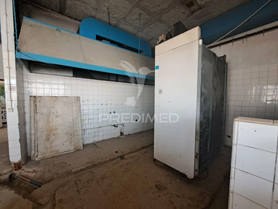 Loja para Venda em Albufeira e Olhos de Água Foto 9