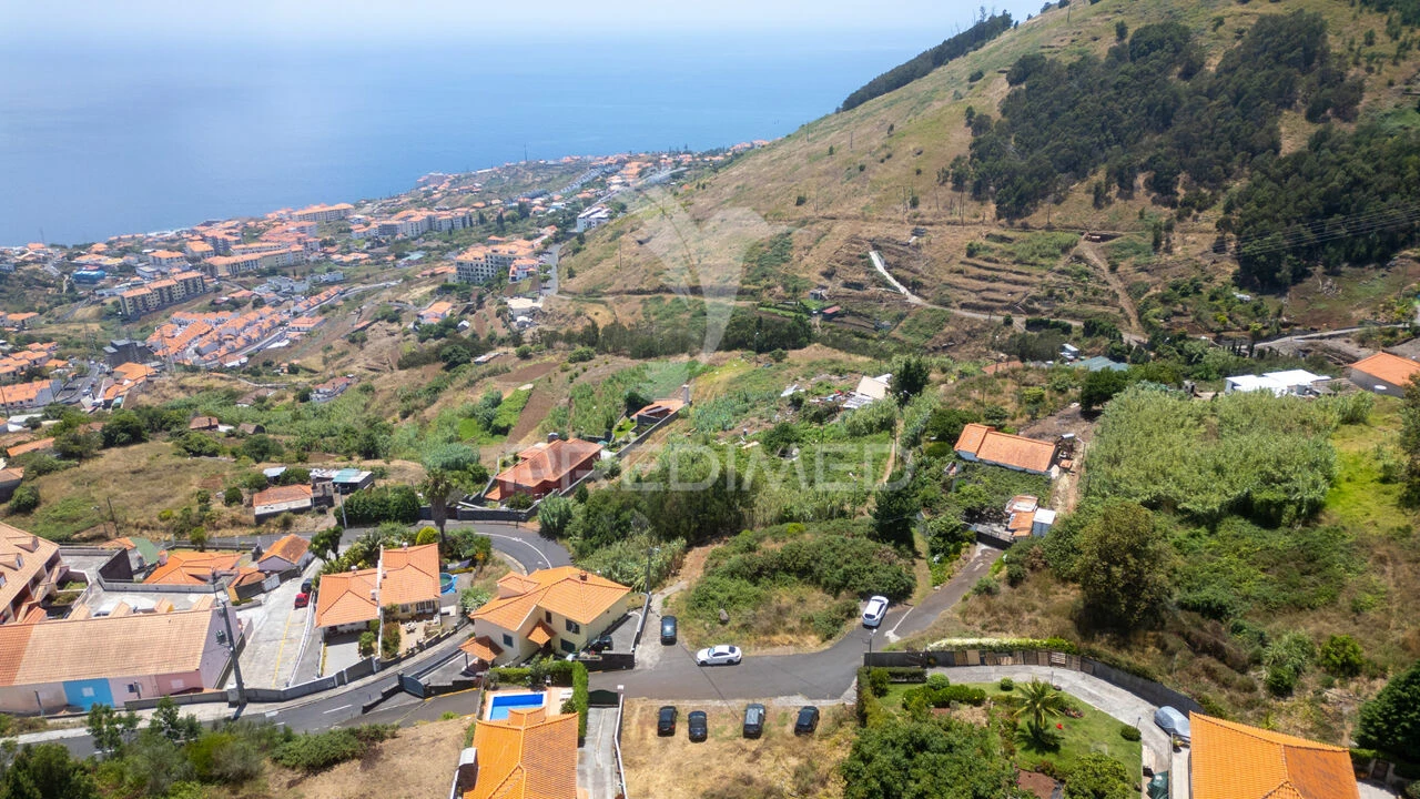 Terreno para Venda em Caniço Foto 12