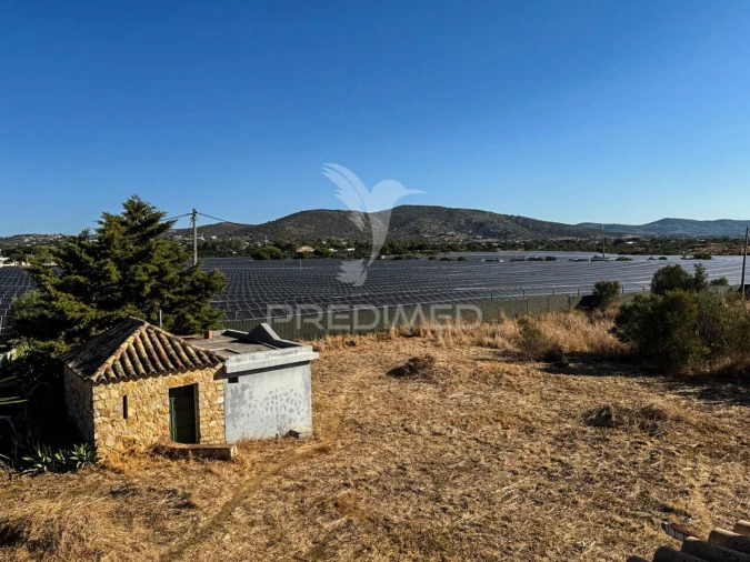 Moradia T4 para Venda em Santa Barbara de Nexe Foto 29