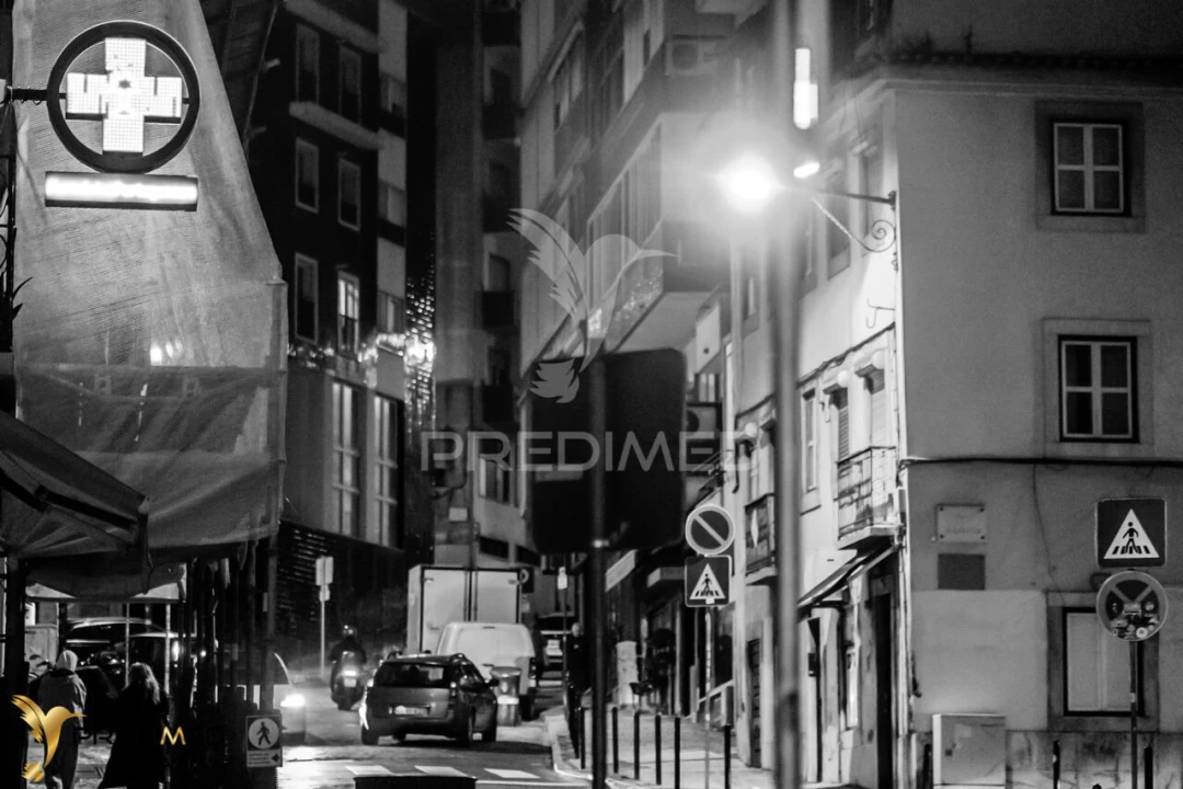 Apartamento T2 para Venda em Santo António Foto 29
