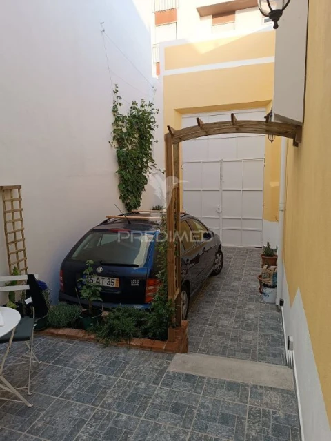 Moradia T0 para Venda em Olhão