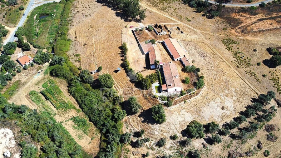 Quinta T0 para Venda em São Salvador e Santa Maria Foto 4