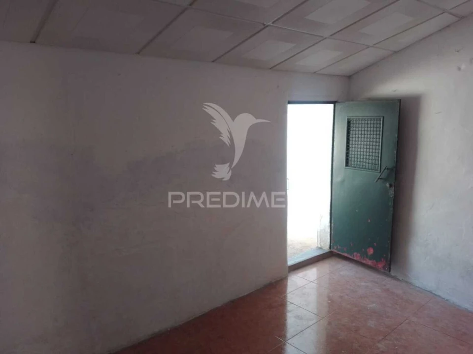 Moradia T2 para Venda em Ciladas Foto 2