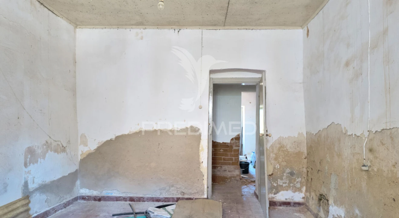 Moradia T4 para Venda em Vale de Santiago Foto 8