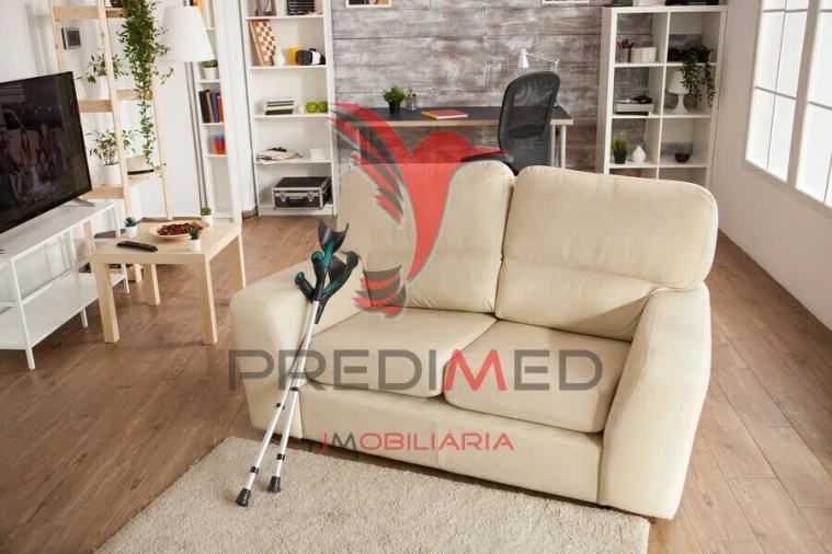 Moradia T9 para Venda em Marvila, Ribeira Santarém, São Salvador, São Nicolau Foto 4