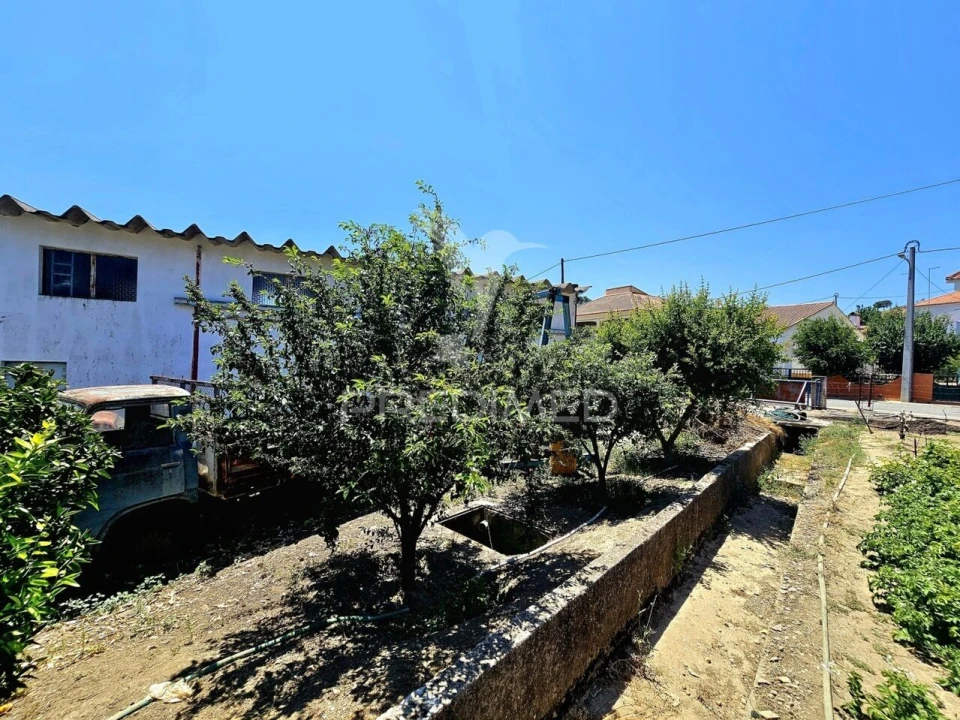 Moradia T4 para Venda em Santa Barbara de Padrões Foto 18