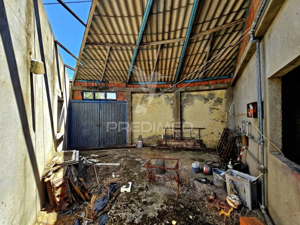 Moradia T4 para Venda em Santa Barbara de Padrões Foto 10