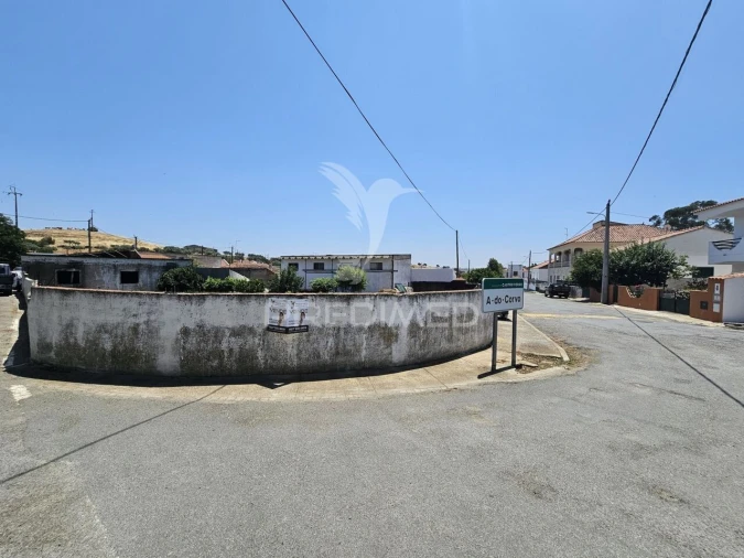 Moradia T4 para Venda em Santa Barbara de Padrões Foto 32