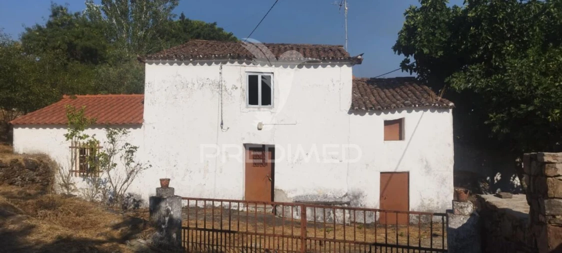 Quinta T3 para Venda em Santa Maria de Marvão