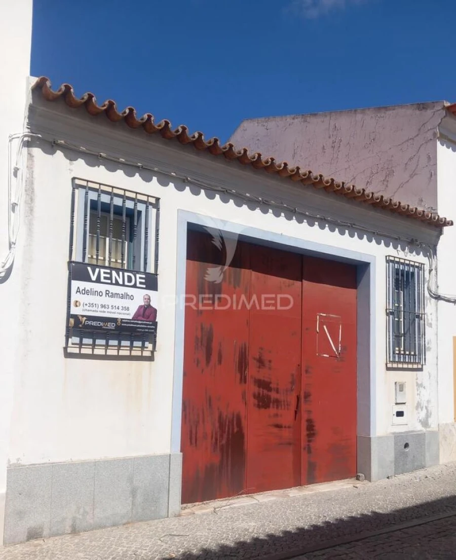 Garagem para Venda em Redondo Foto 2