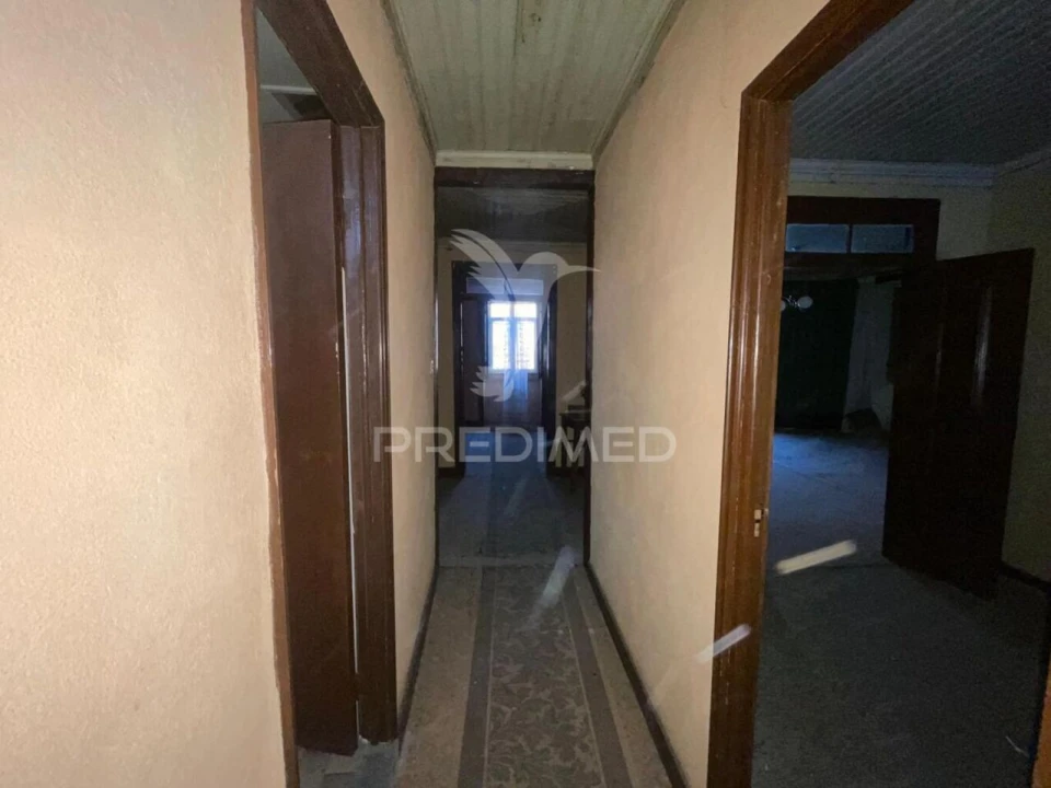 Moradia T2 para Venda em Santa Comba Foto 12