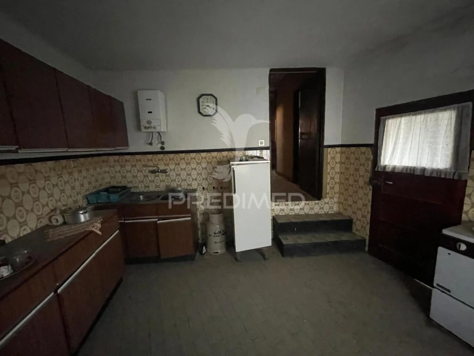 Moradia T2 para Venda em Santa Comba Foto 14