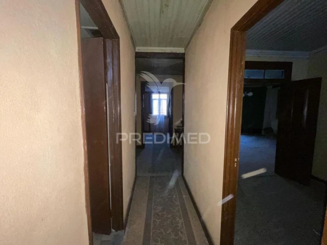 Moradia T2 para Venda em Santa Comba Foto 12