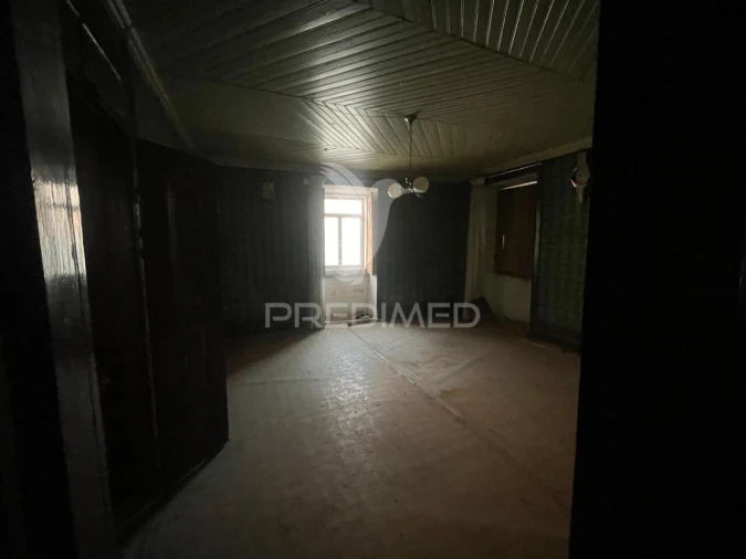 Moradia T2 para Venda em Santa Comba Foto 2