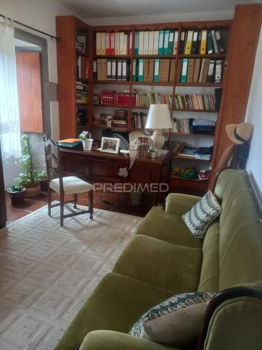 Moradia T3 para Venda em Terra Chã Foto 7