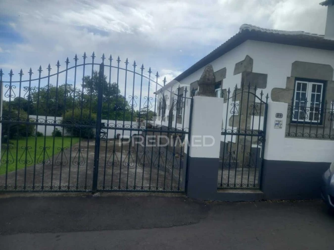 Moradia T3 para Venda em Terra Chã Foto 36