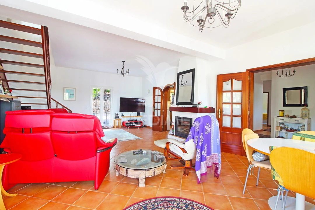 Moradia T3 para Venda em Santa Barbara de Nexe Foto 28