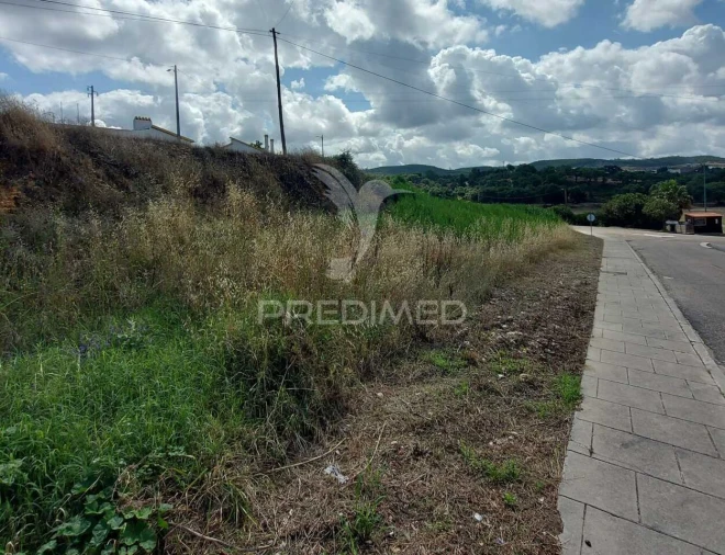 Terreno para Venda em Vale de Cavalos Foto 3