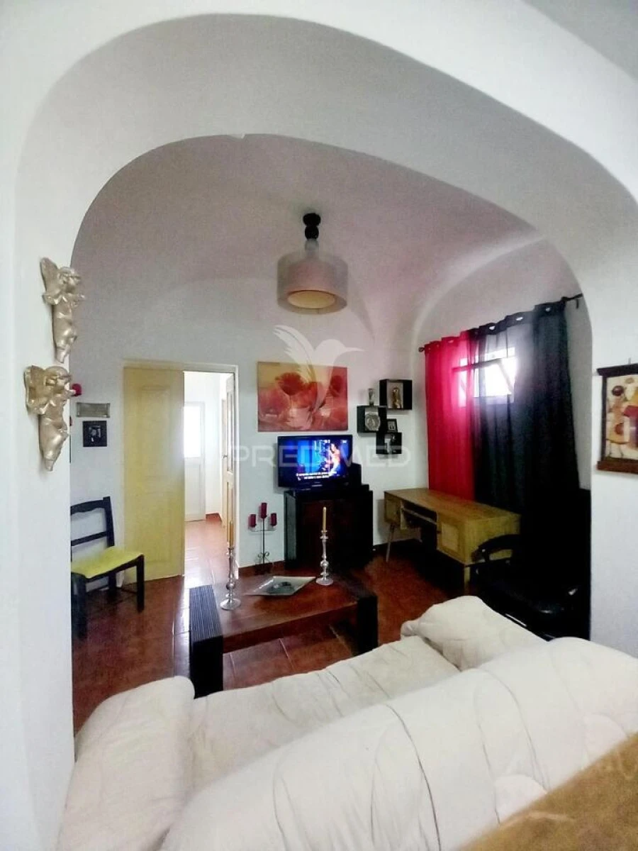 Moradia T8 para Venda em Redondo Foto 12