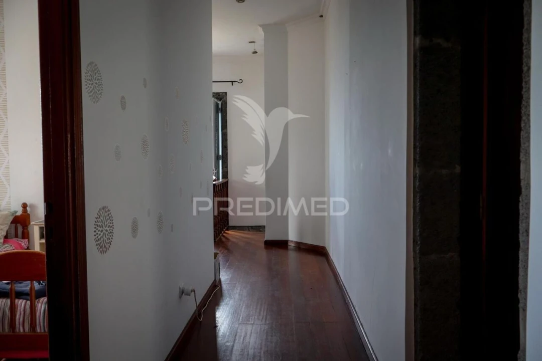 Moradia T3 para Venda em Santo Amaro Foto 9