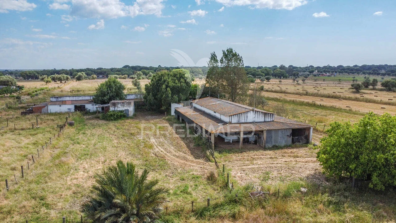 Quinta T0 para Venda em Torrão Foto 39