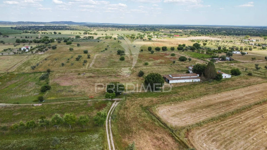 Quinta T0 para Venda em Torrão Foto 32