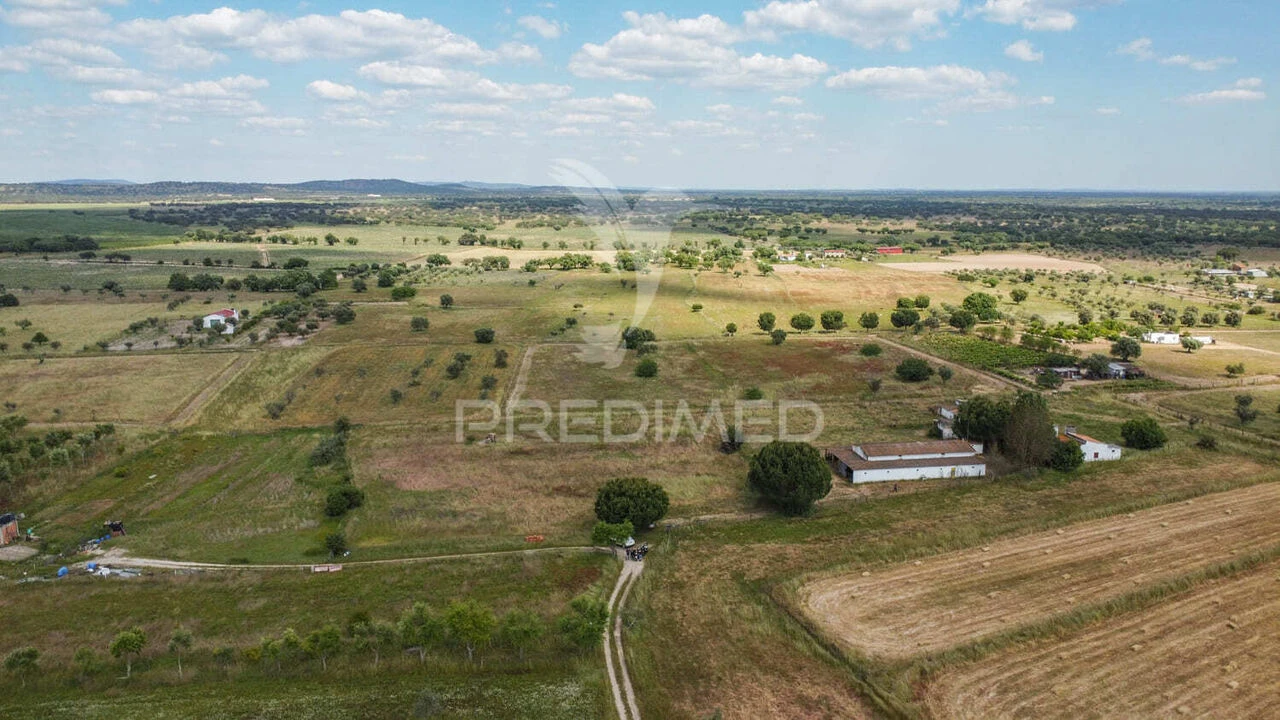 Quinta T0 para Venda em Torrão Foto 33