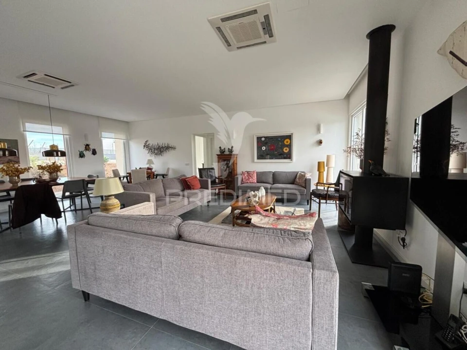 Moradia T4 para Venda em Alvorninha Foto 6