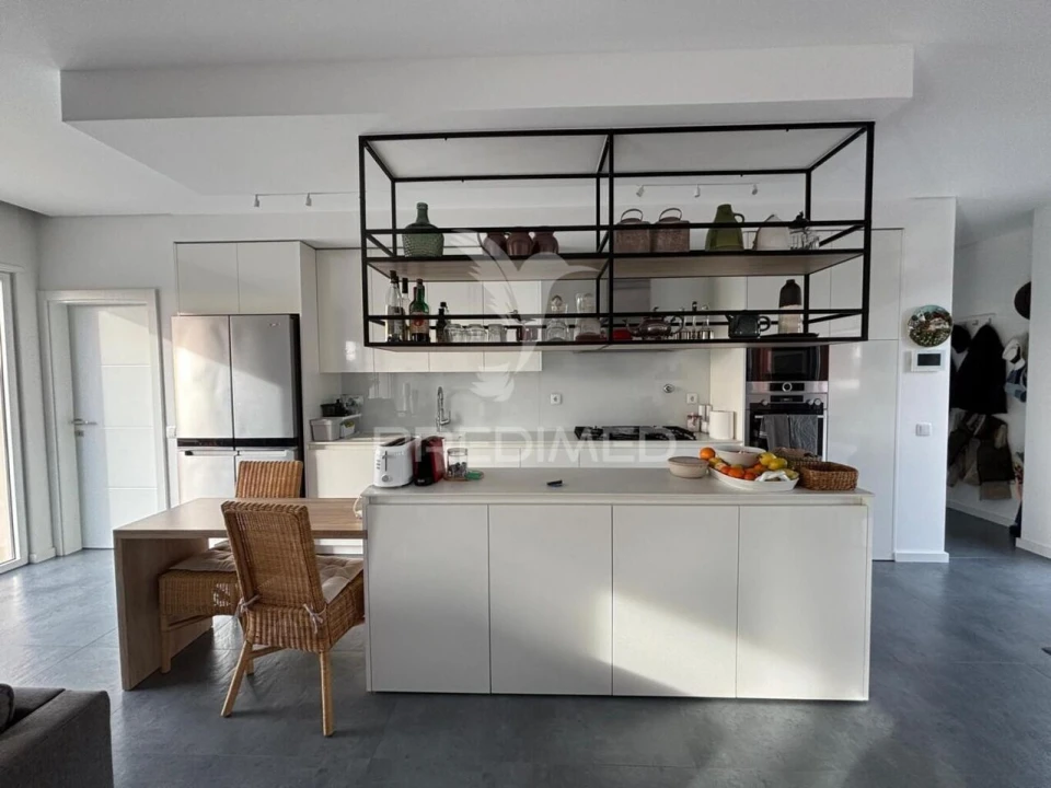 Moradia T4 para Venda em Alvorninha Foto 8