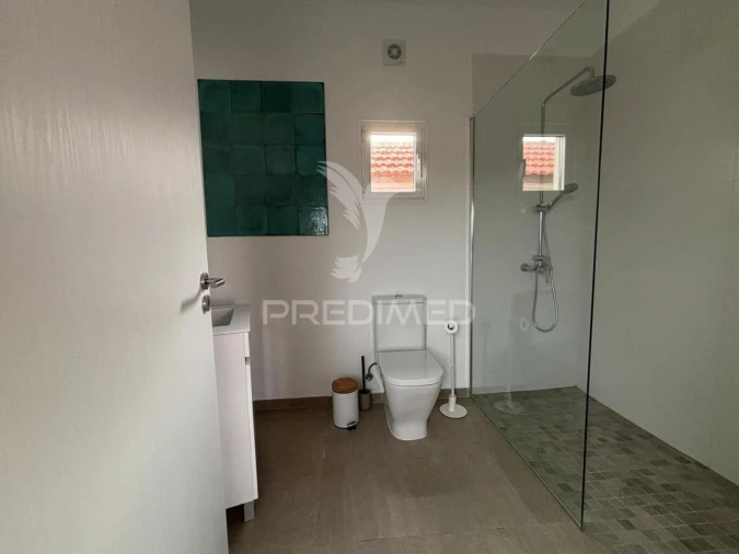 Moradia T4 para Venda em Alvorninha Foto 26