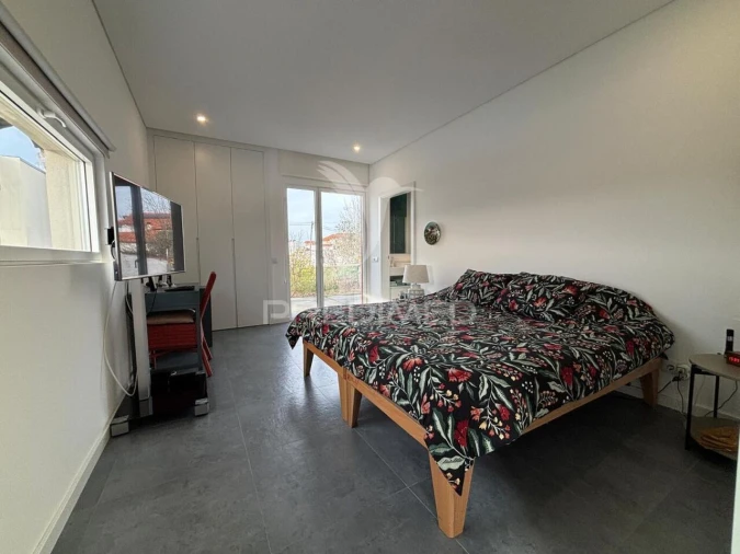 Moradia T4 para Venda em Alvorninha Foto 11