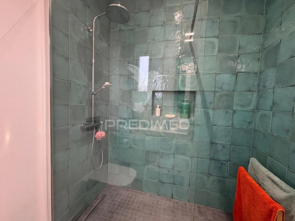 Moradia T4 para Venda em Alvorninha Foto 12