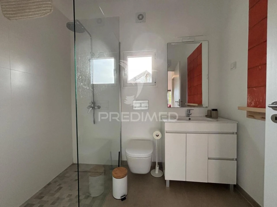 Moradia T4 para Venda em Alvorninha Foto 31